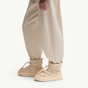 BRAND NEW Moncler Altive Mid Snow Boots size 41